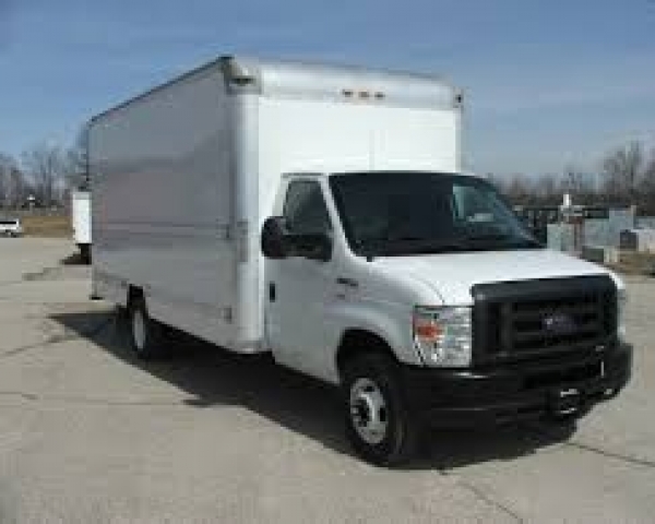 Truck – 15 Moving Van